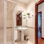 Volantin I By Aston Apartment *