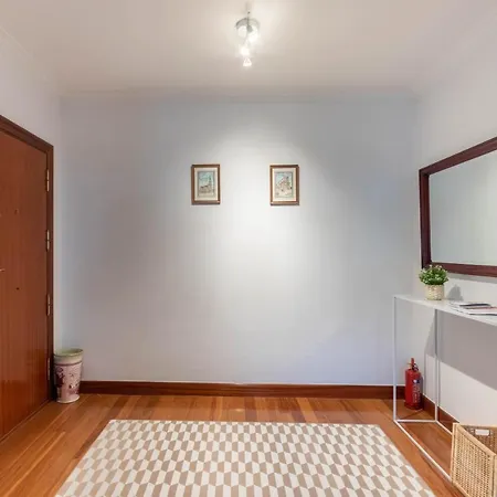 Volantin I By Aston Apartment *