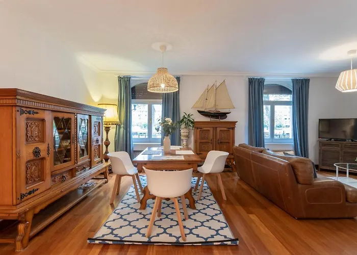 Volantin I By Aston * Bilbao